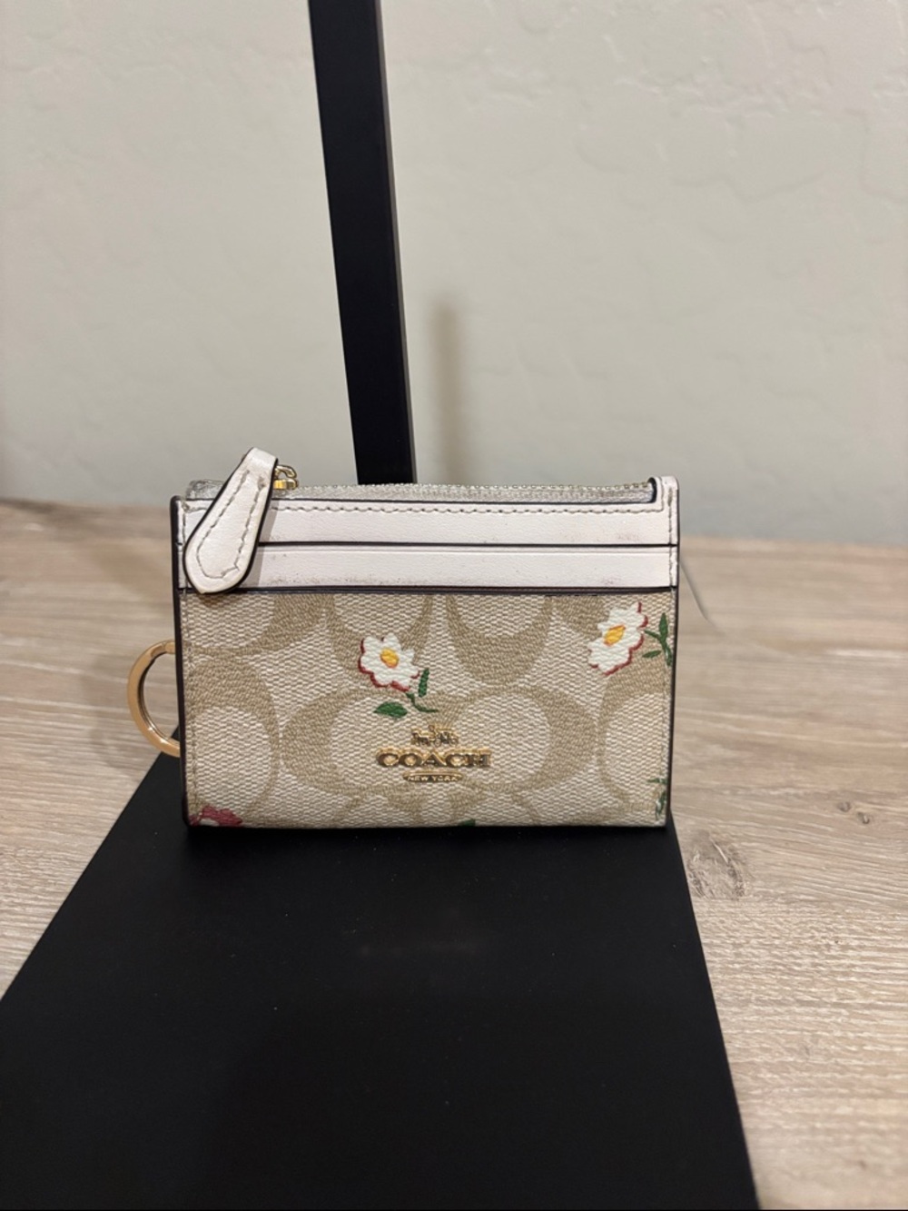 Coach Beige Floral Signature Zip Card Case with White Trim